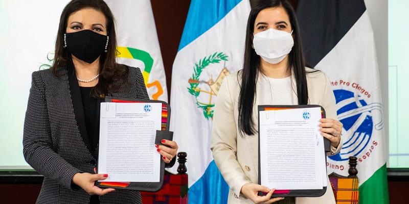 DG INGUAT en firma con Benemérito Comité