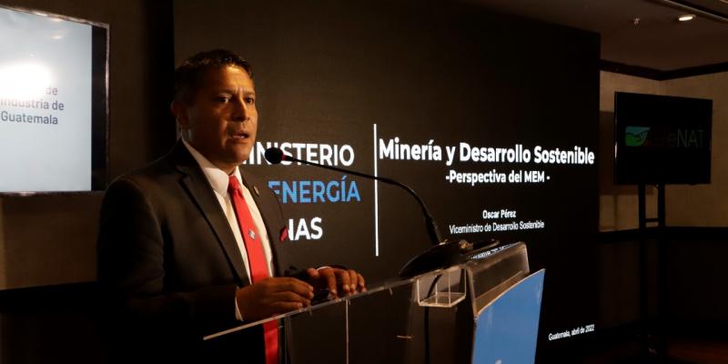 Viceministro Oscar Pérez.