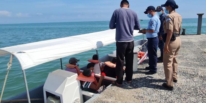 Operaciones de seguridad marítima en Punta de Palma, Izabal
