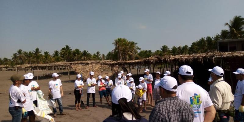 Educadores ambientales en La Barrona impactan positivamente en los recursos naturales