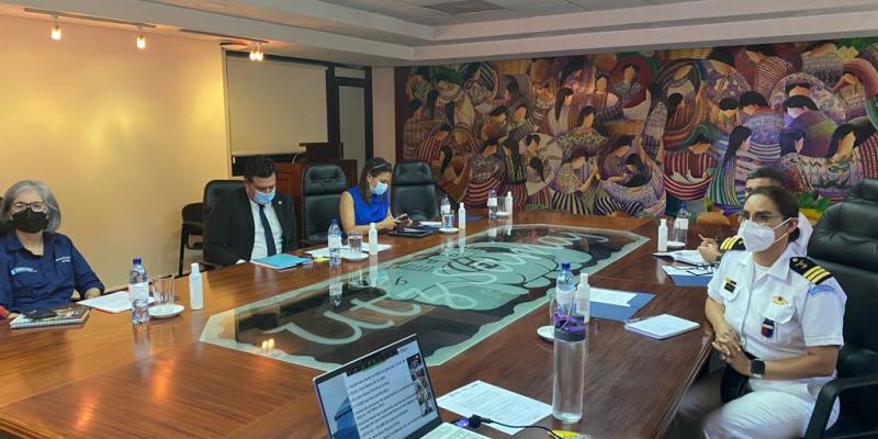 Compañía de cruceros noruego-estadounidense conoce capacidades del Estado guatemalteco para formar marinos mercantes