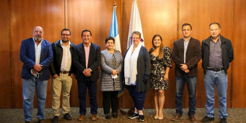 La Secretaria Presidencial de la Mujer Ana Leticia Aguilar Theissen junto con Gobernadores y Presidentes Coordiandores