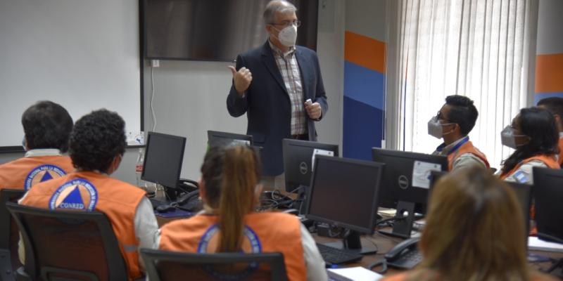 Capacitación impartida a colaboradores de la CONRED.