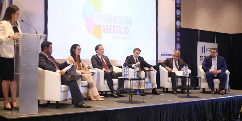 Segundo Foro pilar 1 Economía y Prosperidad y Competitividad