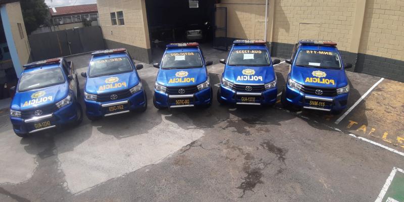 Más de 16 patrullas reparadas en Material Móvil