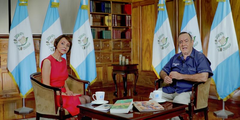 En Consulta con el Dr. Giammattei