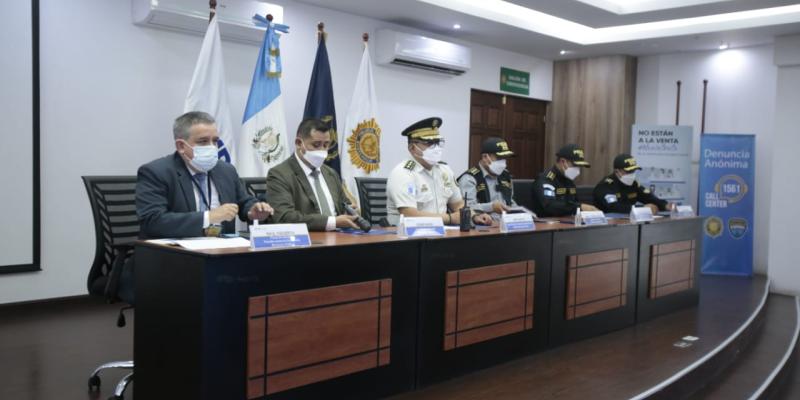 Capturan a ocho agentes de PNC por cohecho pasivo y plagio o secuestro