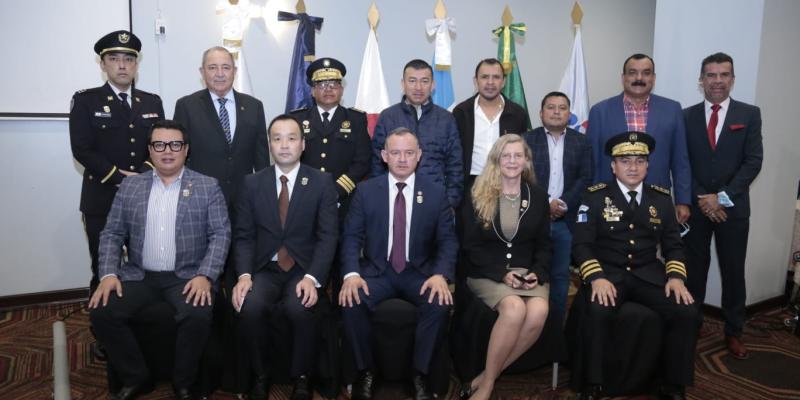 Lanzan proyecto Policía Comunitaria Fase II  y Encuentro Ciudadano