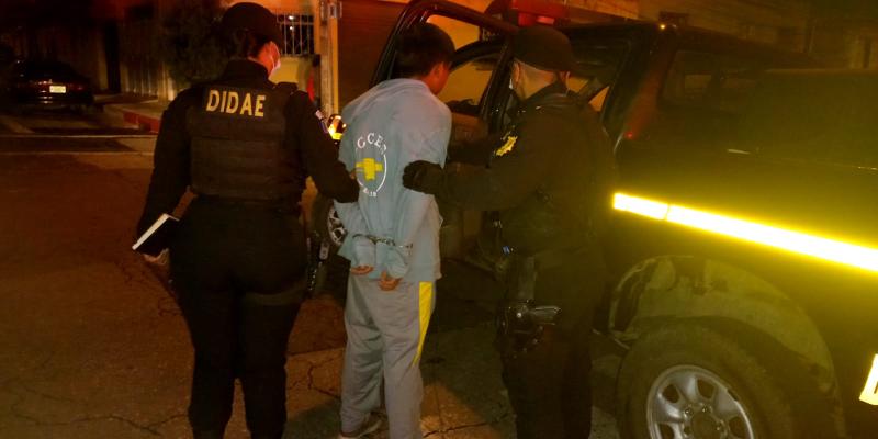 Plan de seguridad permite capturar a adolescente con arma de fuego 