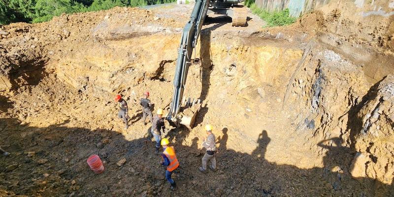 Cuerpo de Ingenieros del Ejército inicia instalación de puente tipo “Warren” en Tamahú, Alta Verapaz