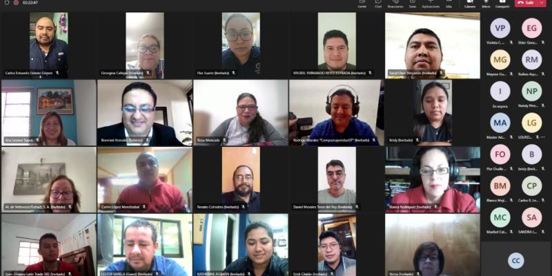 Foto de los participantes en sesión virtual en capacitación para el fortalecimiento de las empresas proveedoras del Estado