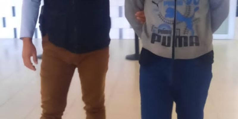 Connacionales deportados presentan órdenes pendientes de captura