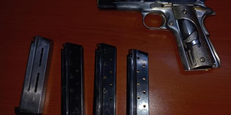 Detenidos por portación ilegal de arma de fuego en operativos de seguridad