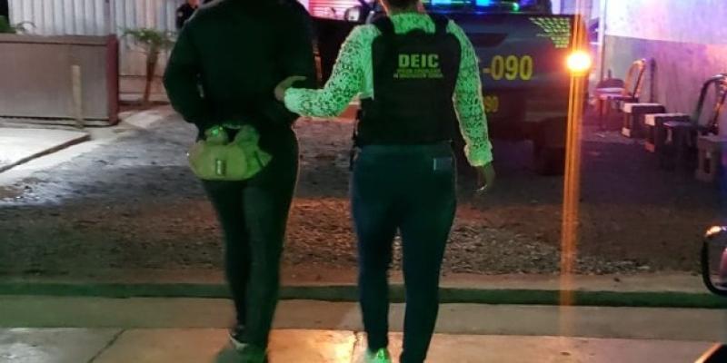 Investigadores capturan a cuatro personas en allanamientos