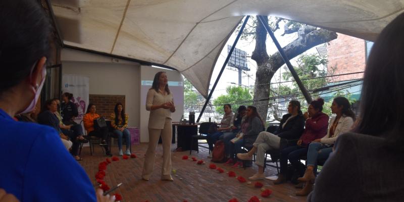 UPCV presenta línea de acción Cartas de Mujeres