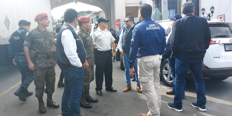 Subjefe de Estado Mayor de la Defensa Nacional supervisa acciones de seguridad en frontera con El Salvador.