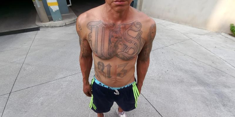 Personal de Dipanda detiene a pandillero con municiones y marihuana