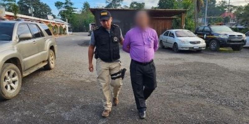 Capturan a presunto violador en Livingston Izabal