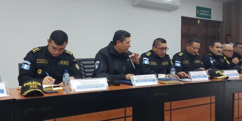 Gobernación exhorta a jefes policiales a fortalecer acciones de seguridad ciudadana