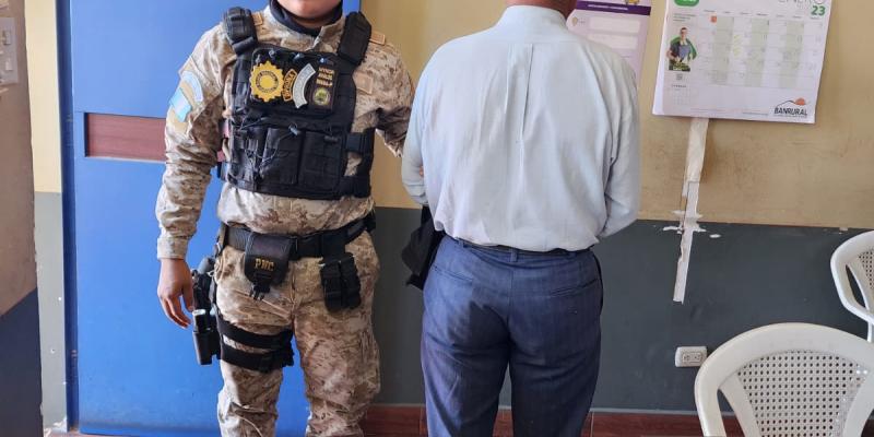 Capturan en Tecpán a una persona por tala ilegal de producto forestal