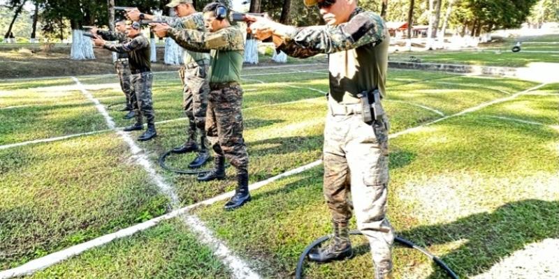 Equipo de Fuerzas Comando inicia preparación.