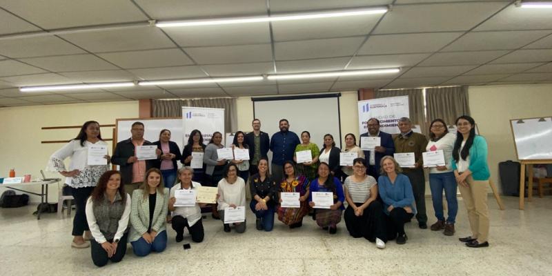 Mujeres guatemaltecas reciben capacitación sobre empoderamiento económico
