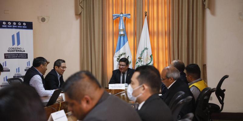 Presentan propuestas de proyectos para el manejo de desechos