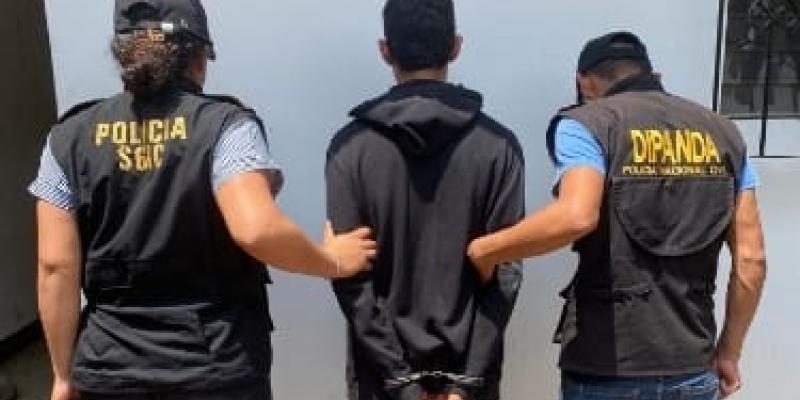 Colombiano es detenido por el delito flagrante de extorsión
