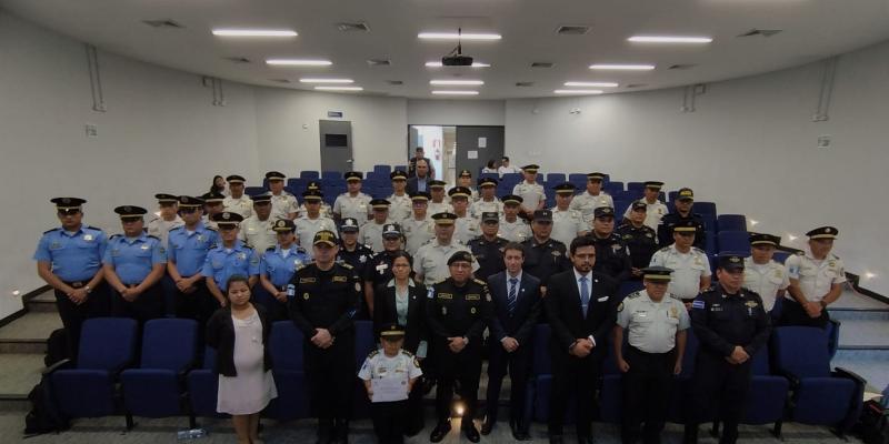 Policías de Centroamérica y México refuerzan protocolos de actuación sobre principios humanitarios