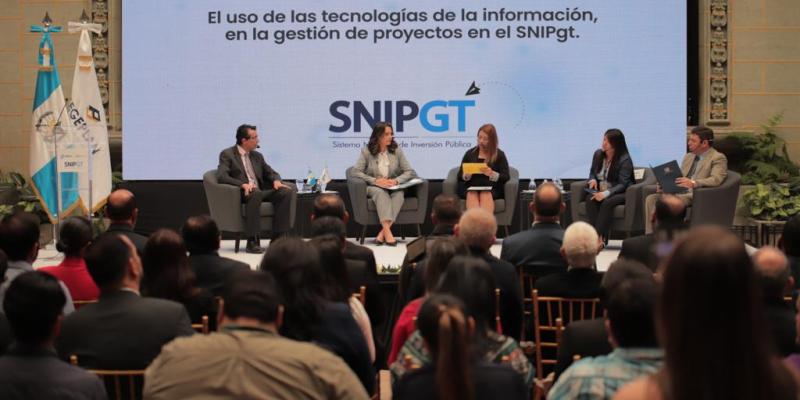 Innovación del SNIPgt representa logros y desafíos, coinciden expertos durante foro