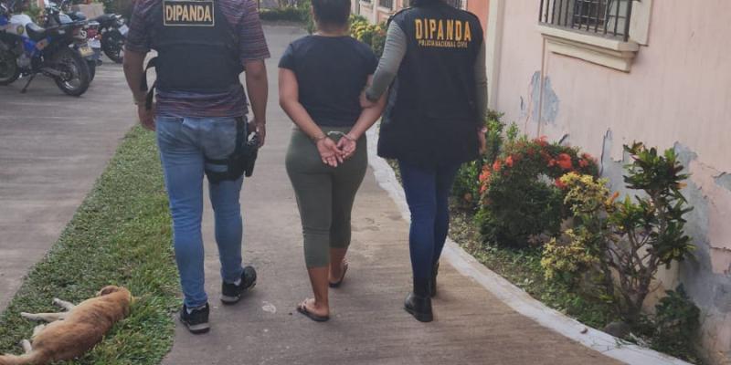 Dipanda captura a tres mujeres por extorsión y una más por hurto