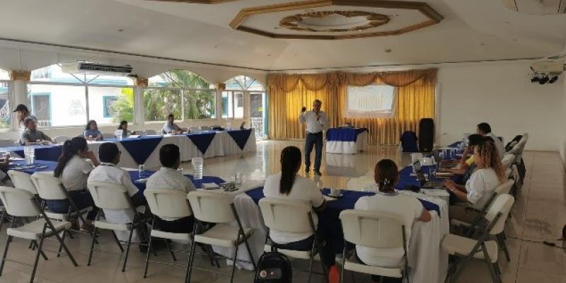 Agentes de desarrollo local reciben diplomado sobre formación de lideres