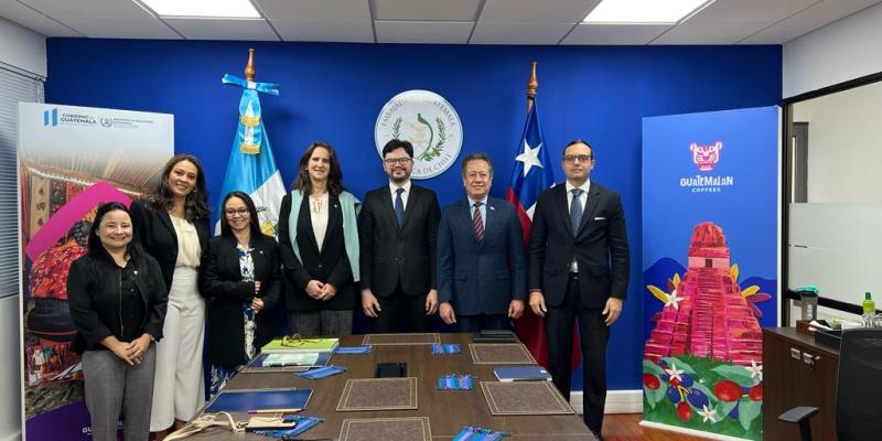 Embajada de Guatemala en Chile brinda acompañamiento a delegación de la Municipalidad de Guatemala en visita de trabajo sobre nutrición 
