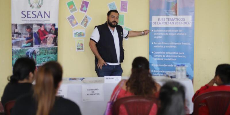 Estudiantes del EPS de la USAC agradecen a la SESAN la disponibilidad para hacer la “Feria de la Alimentación” en Santa Lucía Milpas Altas