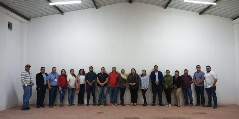Emprendedores en Jalapa reciben asesoría en aspectos legales sobre Capital Humano