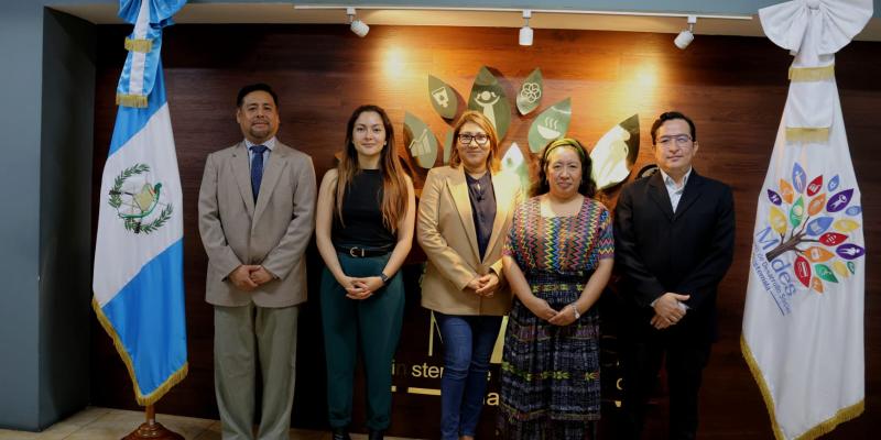 Viceministras y directores Fodes y Foproso