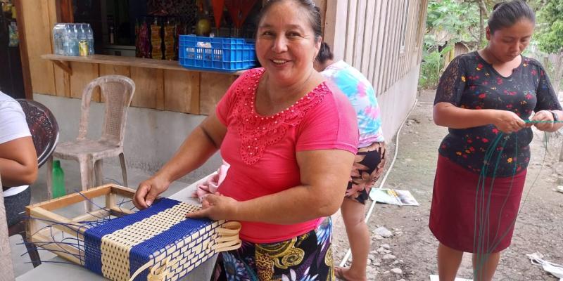 Mujeres impulsan emprendimiento en Petén
