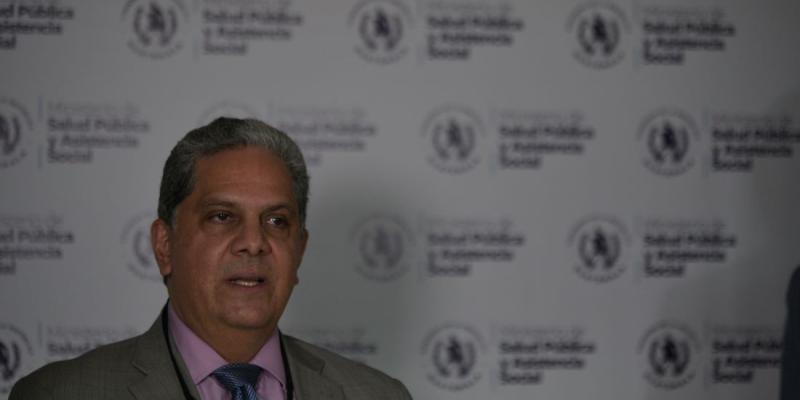 Óscar Cordon, Ministro de Salud 