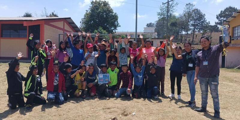 Imparten taller de lavado de manos a estudiantes de Sololá