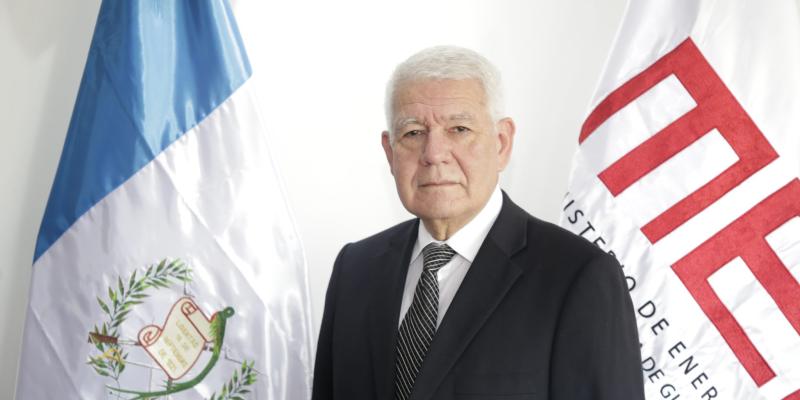 Ing. Carlos Avalos asume como viceministro encargado del Área de Minería e Hidrocarburos
