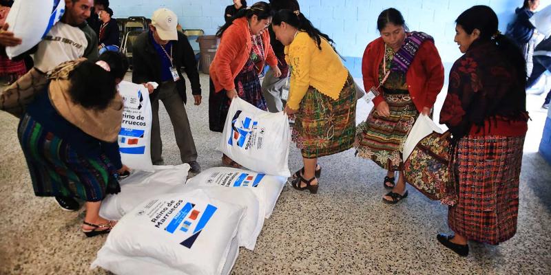 Entregan fertilizantes Totonicapán