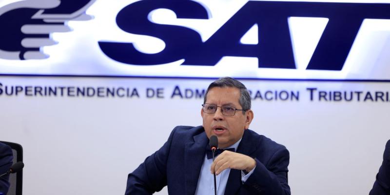 Superintendente de Administración Tributaria