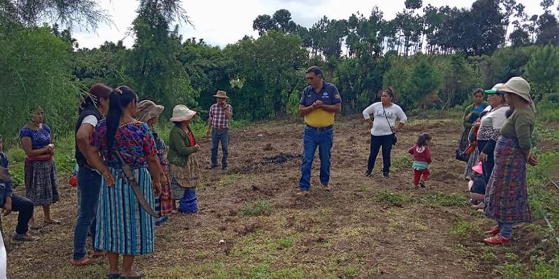 Capacitan a mujeres de San Andrés Itzapa