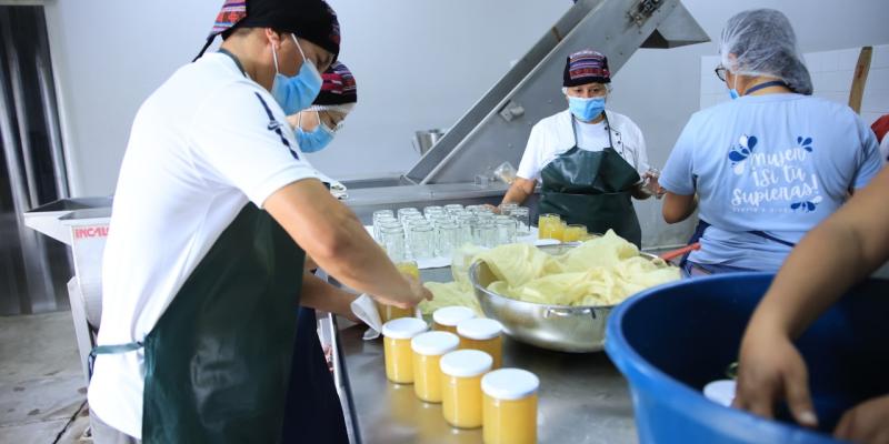 Capacitación en agroindustria propicia emprendimientos