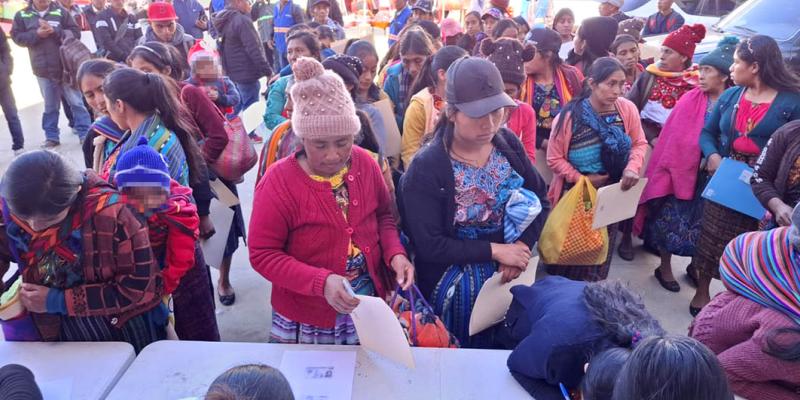 Más de tres mil familias reciben incentivos por su esfuerzo comunitario