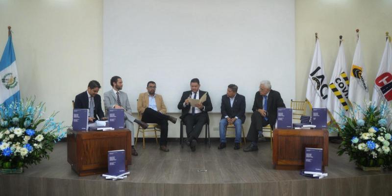 Se realizó un conversatorio sobre la importancia de la modernización de las especificaciones de infraestructura