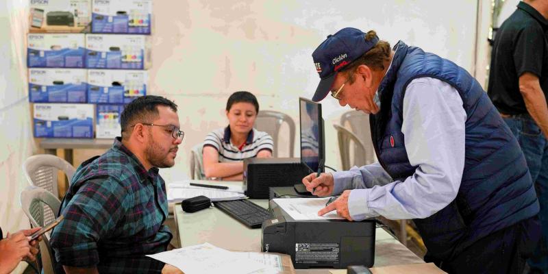 COVIAL avanza en la contratación de más proyectos para el mantenimiento de la red vial