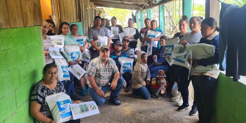 Entregan semilla de maíz variedad ICTA-Altiplano en San José Pinula