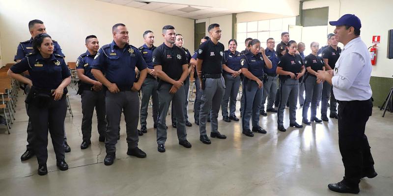 Mejorar las competencias en conducción defensiva y evasiva: clave para la eficacia de los agentes de PROVIAL