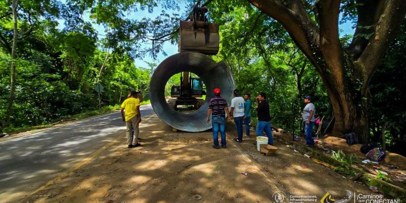 Caminos responde ante socavamiento en la CA-02, Taxisco, Santa Rosa